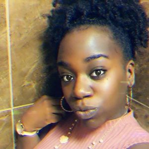 Meet your Posher, Cierra